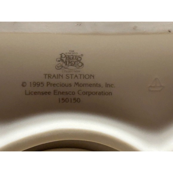 1995 Enesco Precious Moments Sugar Town Lighted Train Station Porcelain Set - Picture 8 of 16